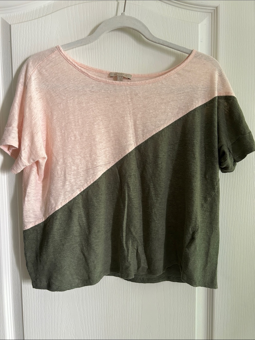 Bordeaux Women’s Two-Tone Pink and Olive Green Diagonal Tee Crop Style XS